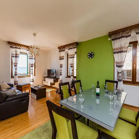 Apartment Radun Porat *
