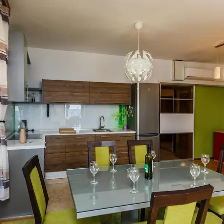 Apartment Radun Porat Kaštela